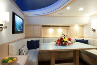 Nostromo -  Salon Dining